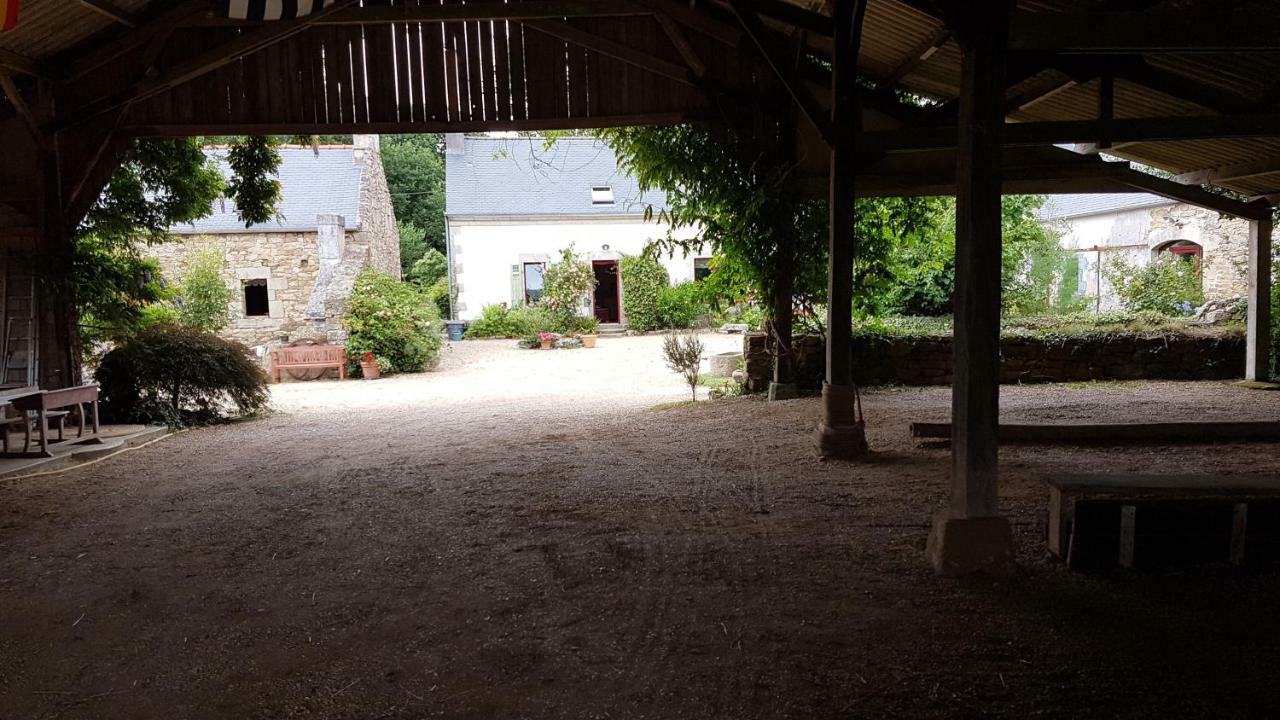 La Ferme De Kerhors Hotel Tréméoc Eksteriør billede